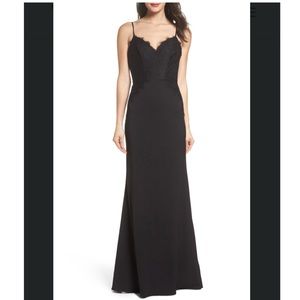 HAYLEY PAIGE OCCASIONS LACE & CREPE GOWN